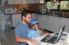 DSCN1672-Gal-Jenya-Laptop.JPG