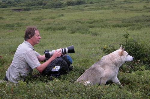 Stefan photo hunting with huge Lense