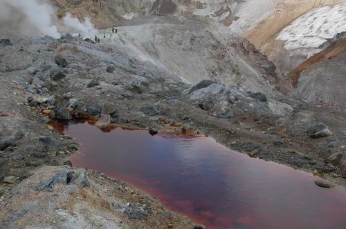 Red Lake at Mutnovsky